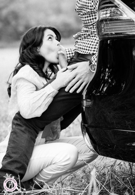 Ava Dalush hübsche top archiv