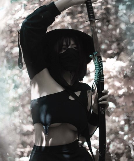 Dolchstosss porno nacktheit galerie