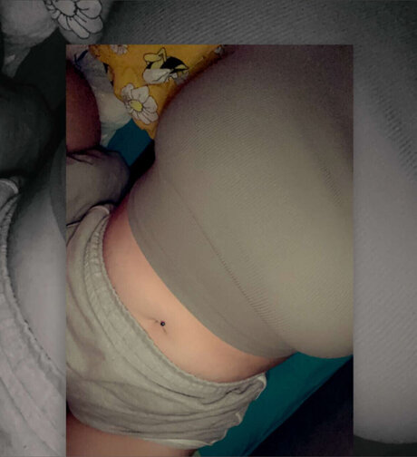 die eine erotische pornografische galerie