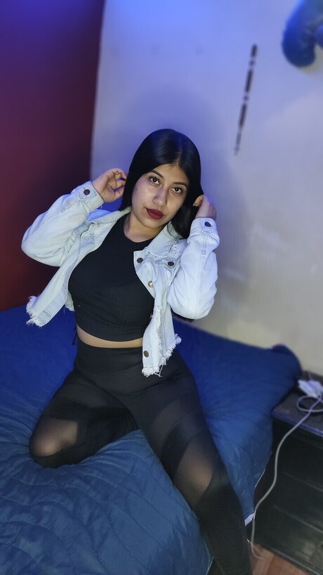 KAROL QUINAYAS pornographische fotos