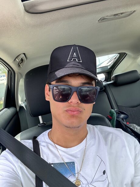 Rauluis25 erwachsene pornographische foto