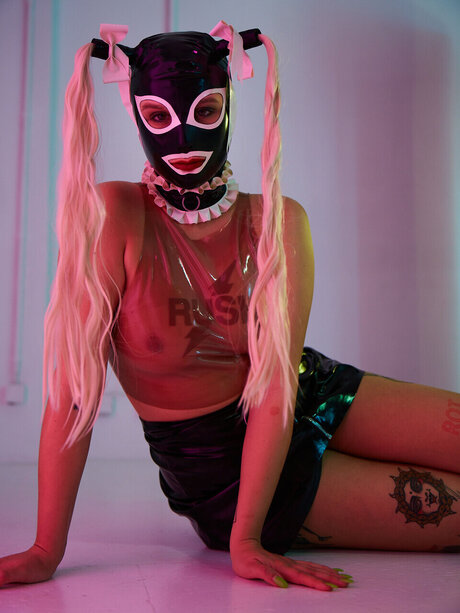 Suzy Kink xxx nacktheit archiv