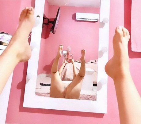 itzaa28 schauspielerin nackte galerien