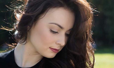 Logan Fabbro nackten pornostar bild