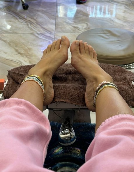 alyagoddess top nackt bilder