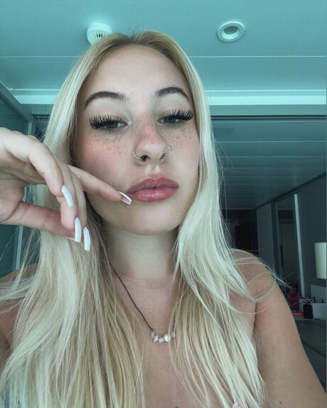 ari_ hübsche porno galerie