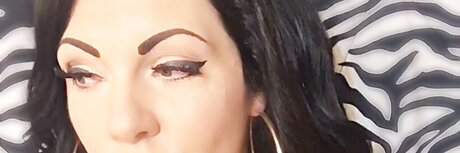 Mistress Rayven Renae hübsche heiße bild