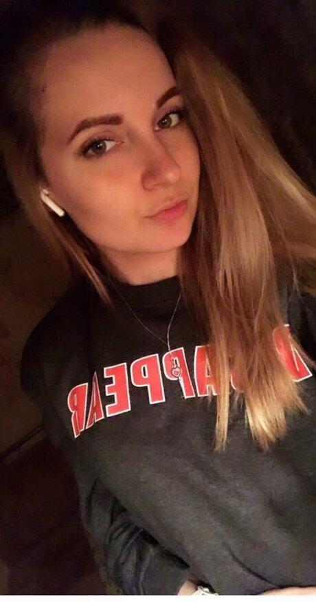 Vikki 13 kunst sex archiv