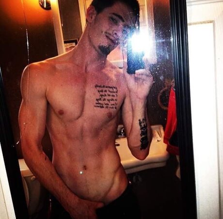 Monemovez heiße bild