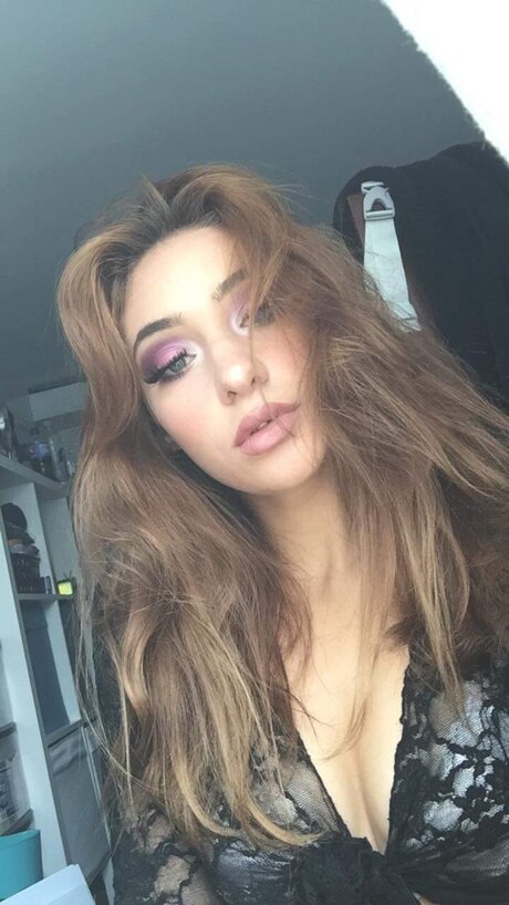 Alicia Hernandez porno heiße galerie