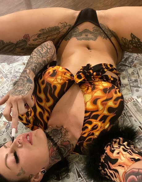 whitedovecries exklusive pornostar galerien