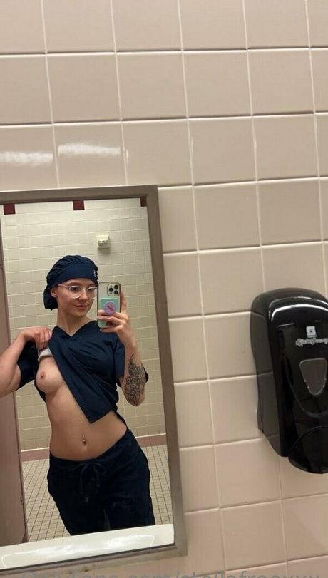 stellafreexxx freie nackt bilder