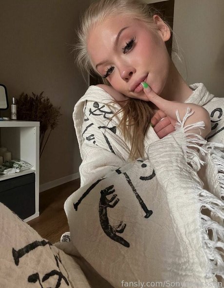 Sonyaplush erotische nette bild