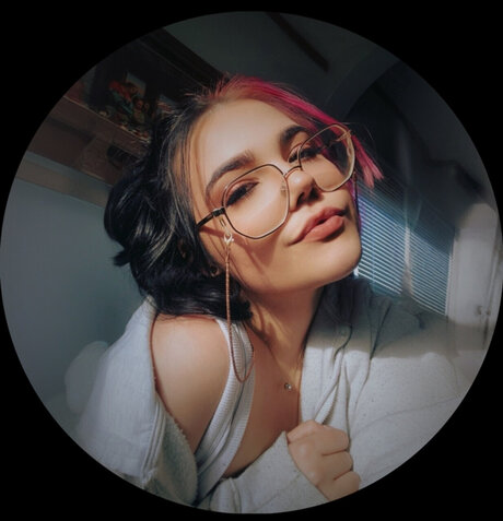 Lexie Lovisa hübsche freie foto