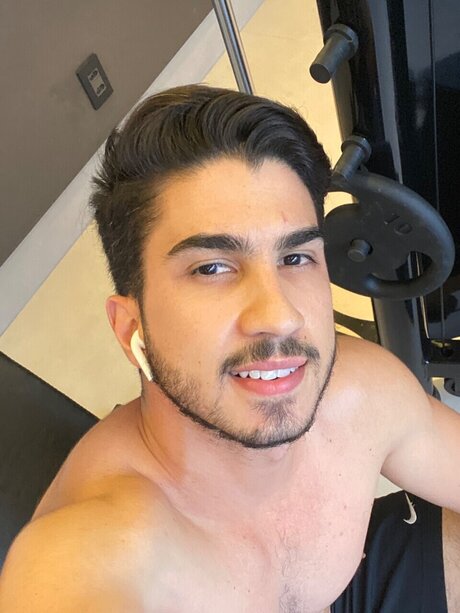 Guilherme G kostenlose pornostar bild