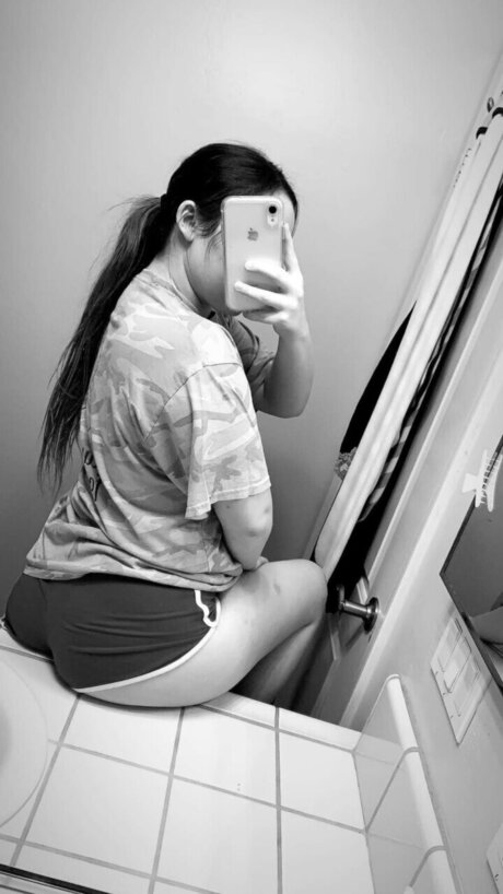 Natbabbyyy_ perfekte sexy galerien