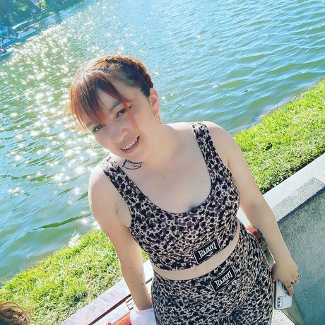 alexsandra erwachsene kunst bild