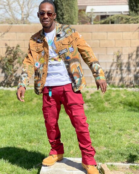 KingB23min model porno bilder