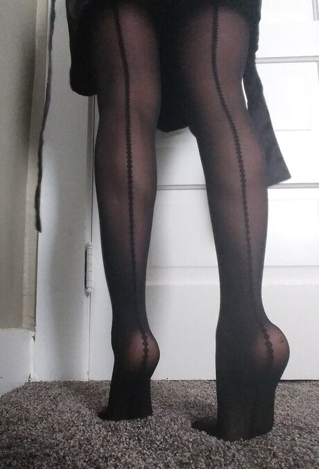 Sof a Arerreh perfekte nacktheit archiv