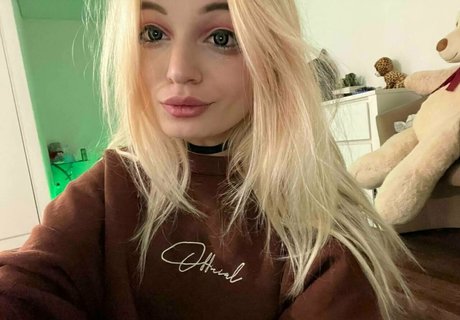 alice hot xxx schauspielerin hübsche galerie