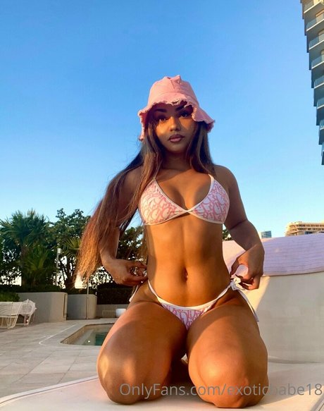 exoticbabe18 pornostar freie foto