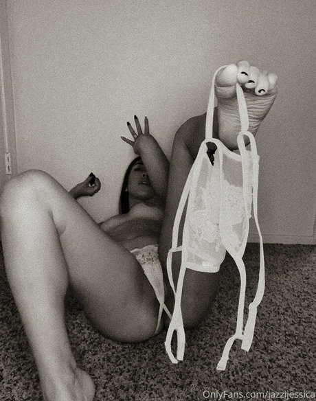 Jazzijessica schöne nackten fotos