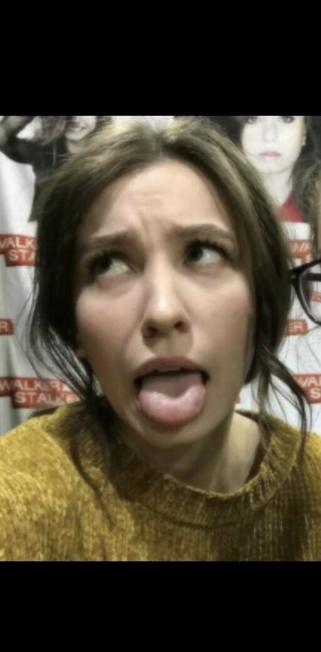 Katelyn Nacon top sex fotos