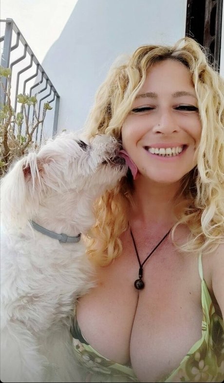 nicht nackte onlyfans porno kunst bilder