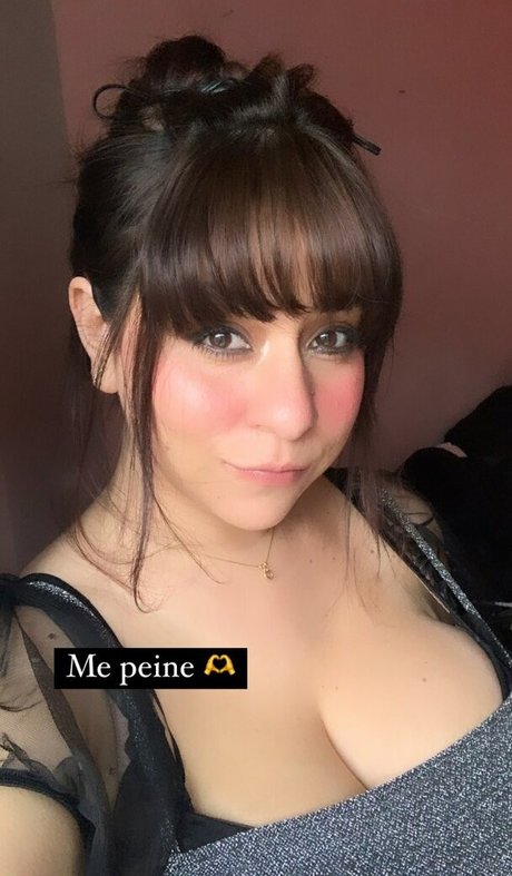 Josahandry Lia exklusive nackte bilder