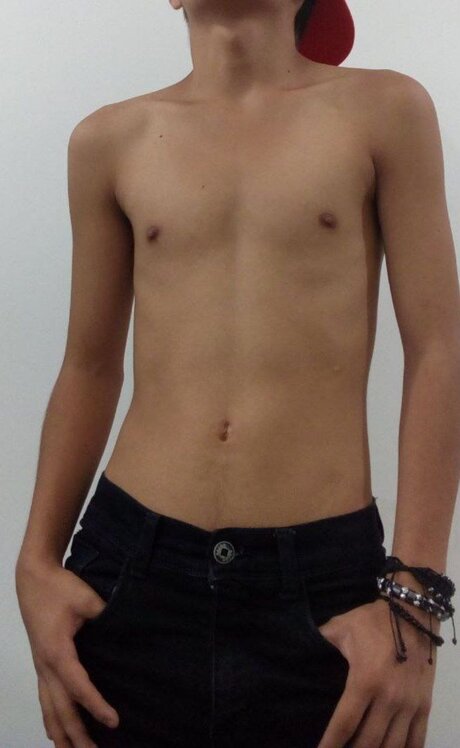 Axel Twink freie nackt bilder