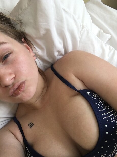 Playboyz12 heiße nackten bilder