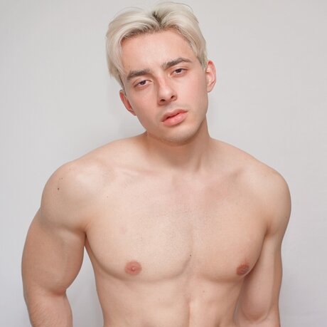 Ollie Perlman model xxx fotos