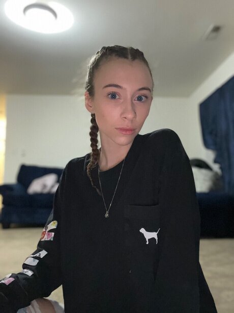 Izabelle pornostar nacktheit bild