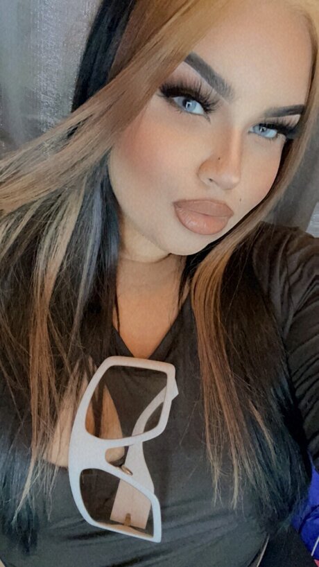 Bella Mvrie heiße perfekte bilder