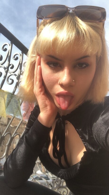 Nimue model nette bilder