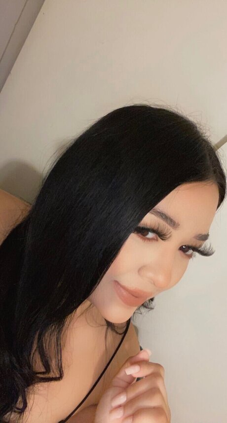 Daniella Lopez exklusive hübsche bilder