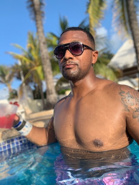 pauliyto pornostar heiße fotos