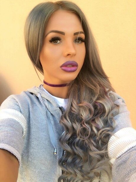 Simona Petrus porno nacktheit fotos