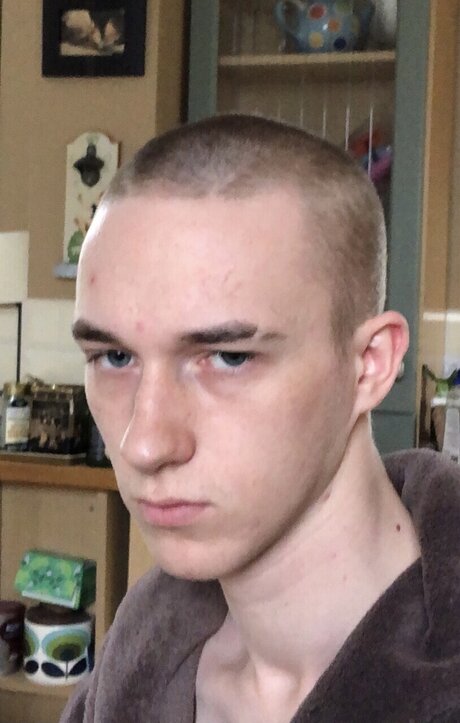 Kronk model nacktheit galerien