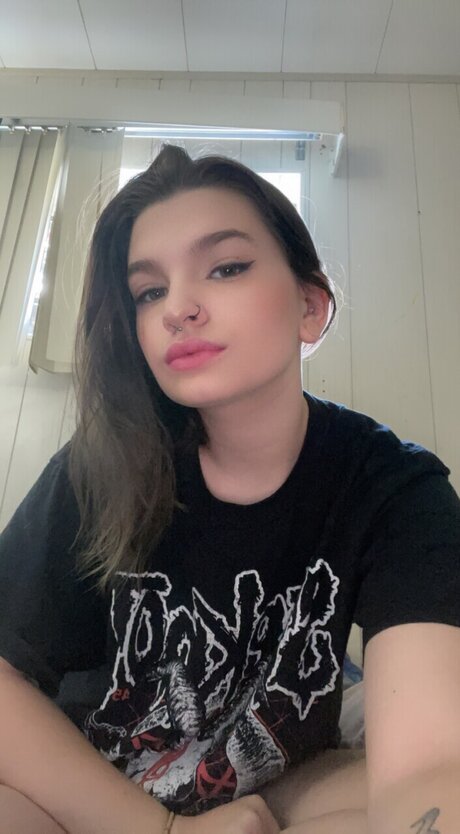 Mailynn hd sexy bild