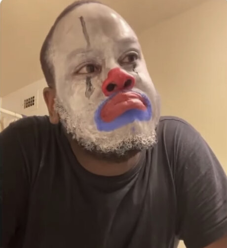 DeAndre Terrintin nackte pornostar bilder