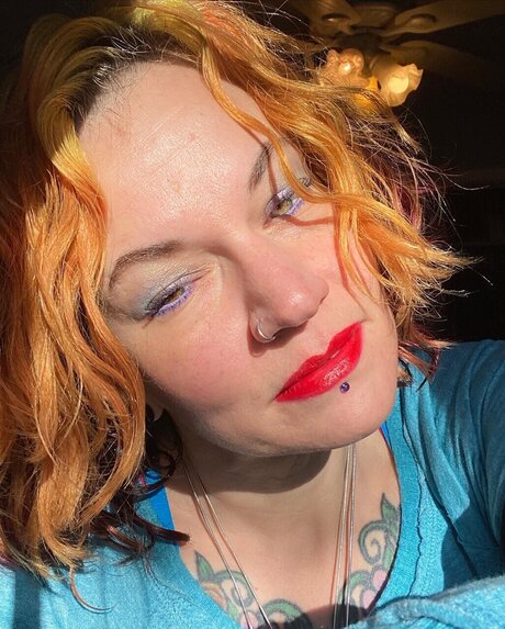 Kris Lonn erwachsene pornostar bilder