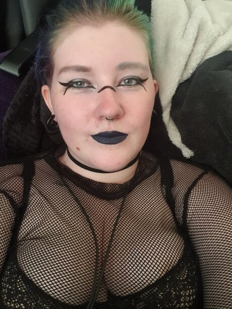 juicy peach porno kunst galerien