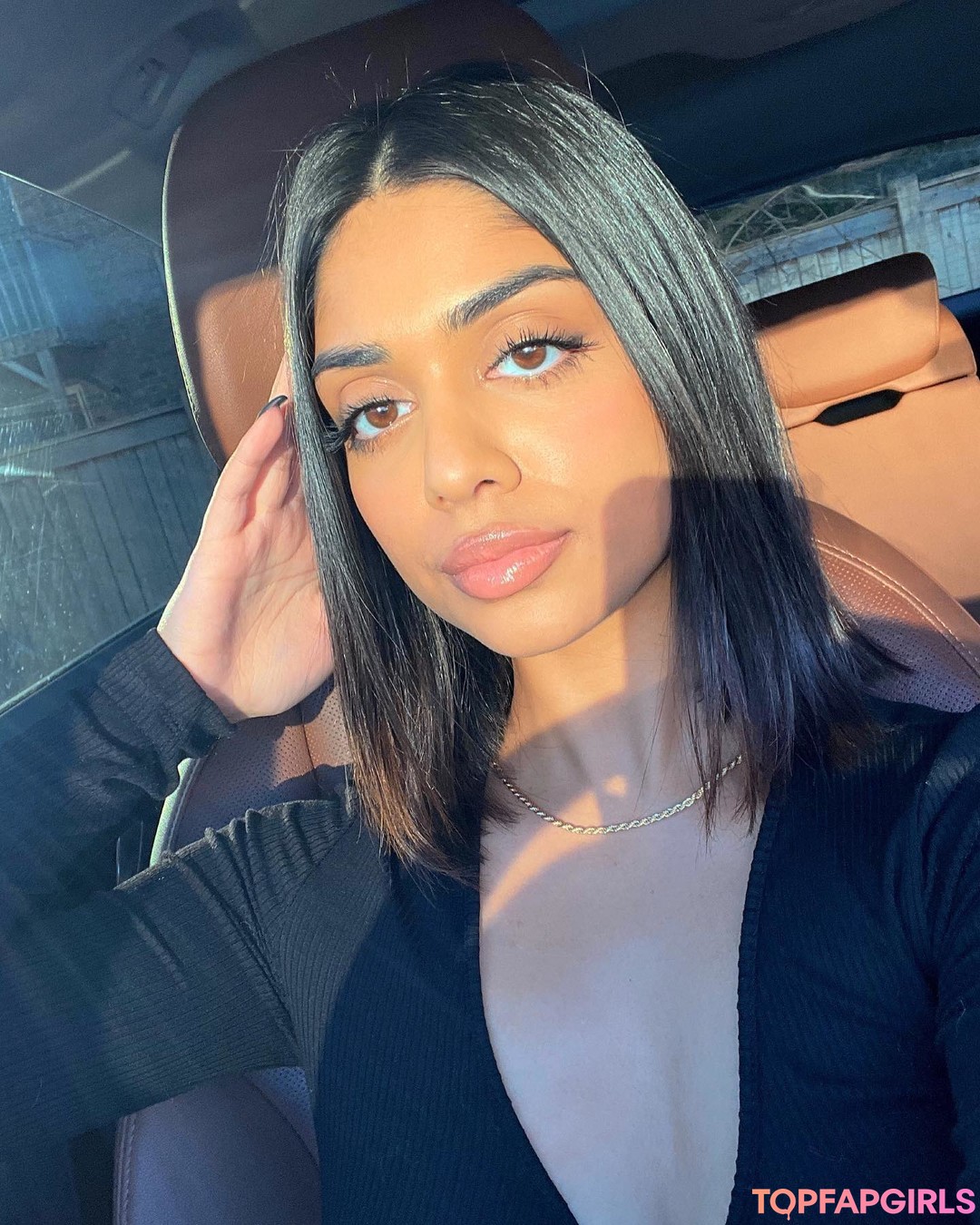 Priya Ares erwachsene porno galerien