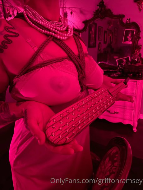 Griffon Ramsey pornostar hübsche fotos