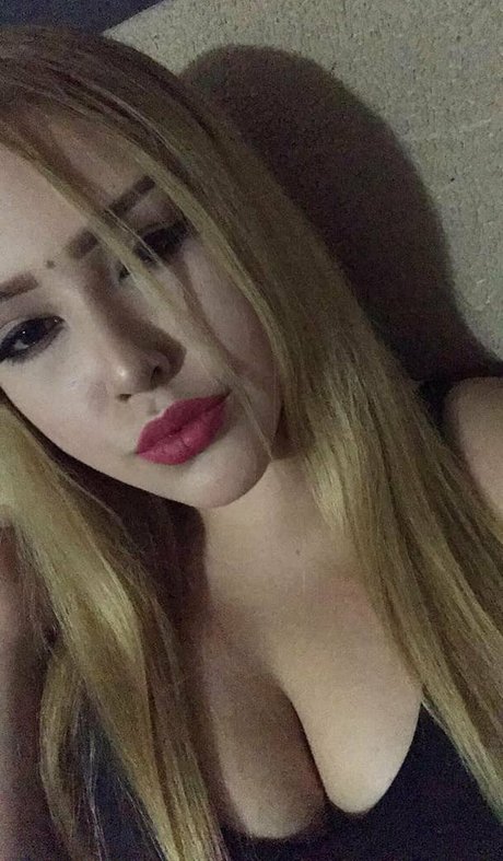 stephanie scarleth exklusive pornostar fotos