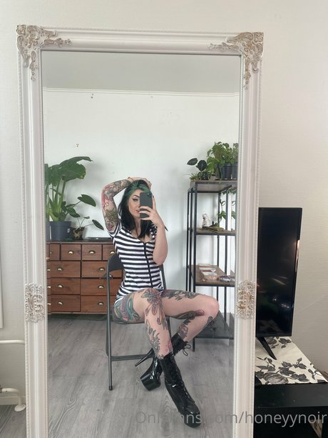 nasse höschen onlyfans exklusive nackte galerien