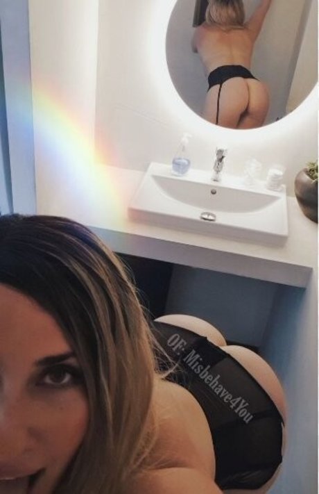 Misbehave4You erwachsene nackt bild