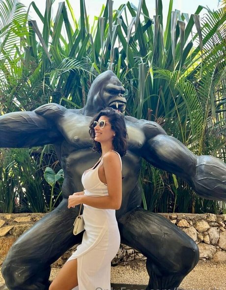 asiatisches dienstmädchen nur fans heiße erotische fotos