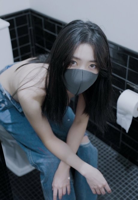 Hong Kong Doll nackte pornostar foto